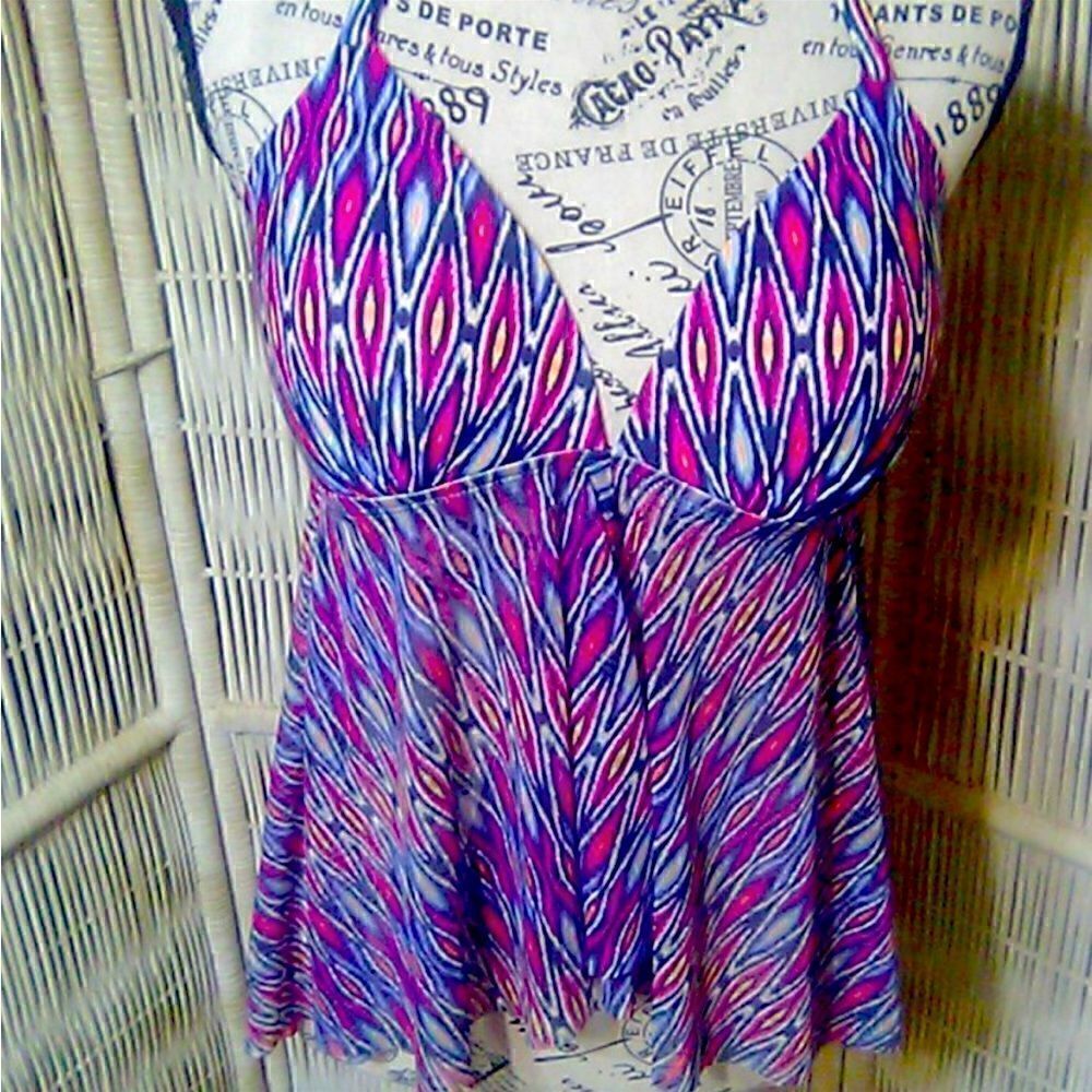 Tie back top